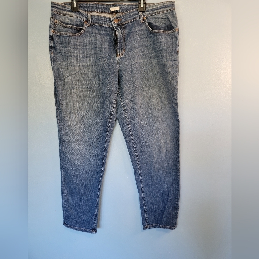 Eileen Fisher Skinny Jeans in Medium Blue Wash
